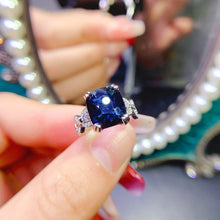 画像をギャラリービューアに読み込む, JCK - 0630 - 131751 - 10 - 1 - 貴婦人の宝箱