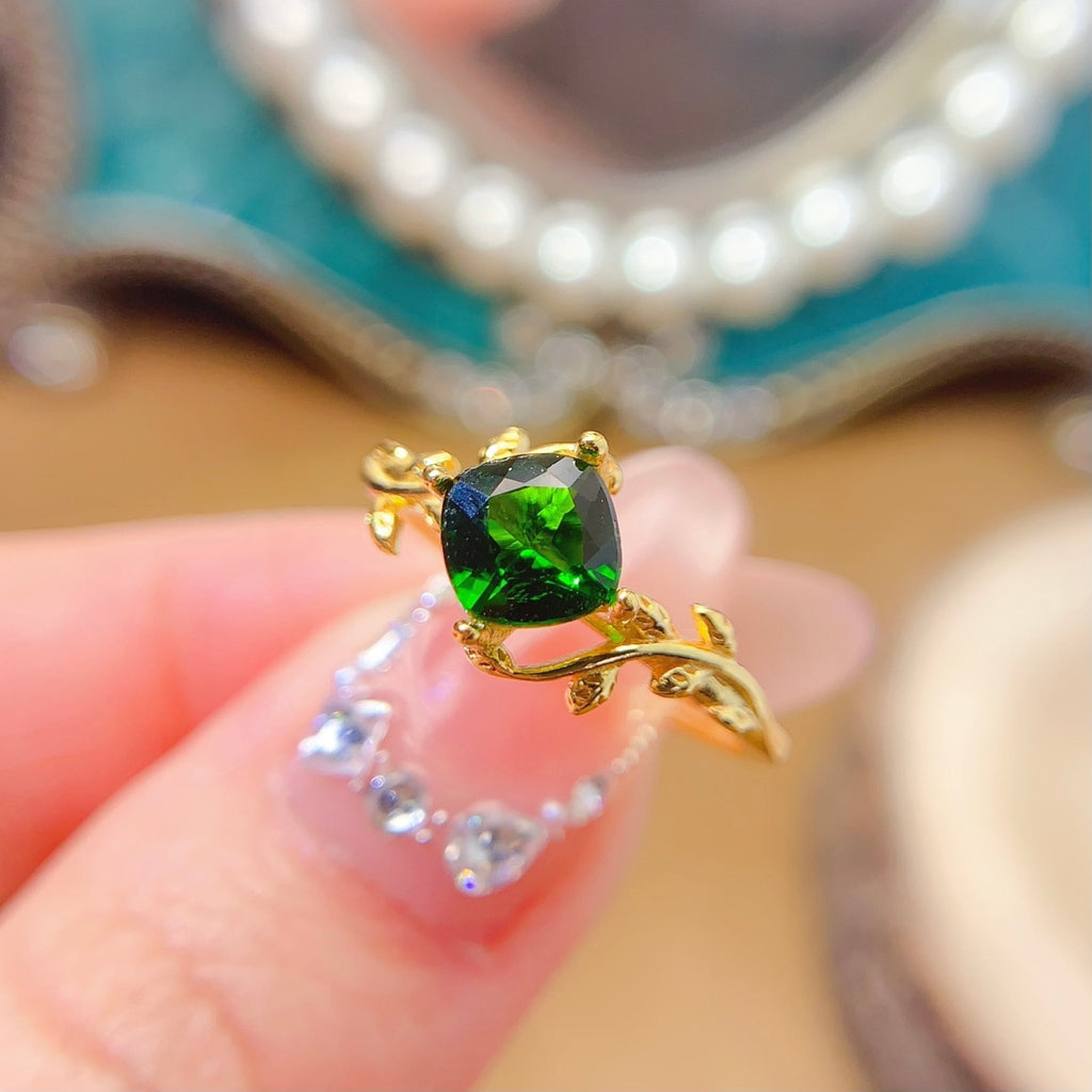 LBL - 0527 - 173437 - 6 - 1 - 貴婦人の宝箱