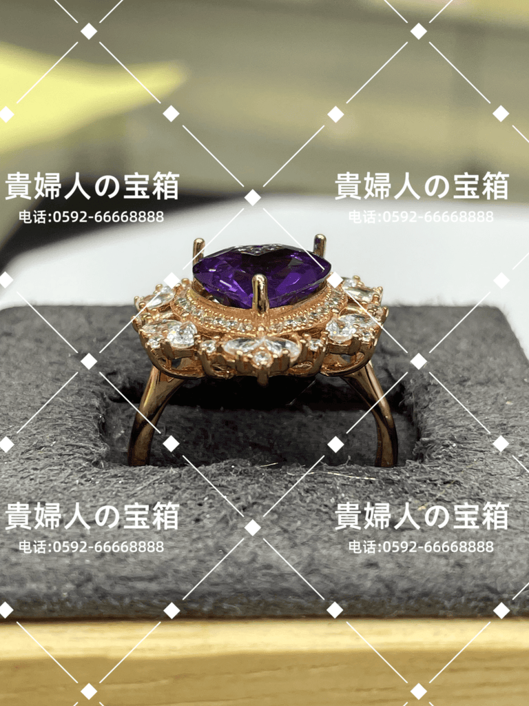 vqgdg - 貴婦人の宝箱